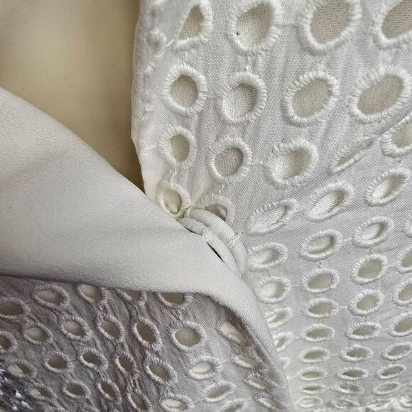 Chico's Cream Textured Blazer R7 - Picture 2 of 5